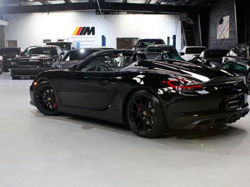 Used 2016 Porsche Boxster Spyder RWD image 23