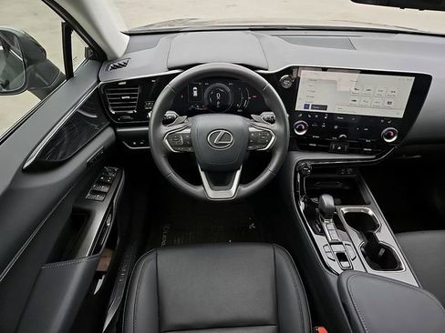 Used 2025 Lexus NX 350h AWD w/ Accessory Package (2T) image 12