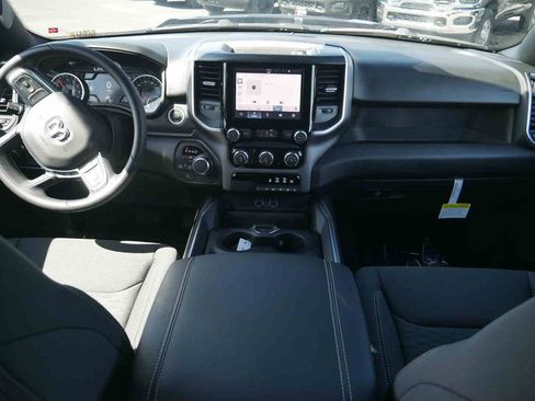 New 2026 RAM 1500 Express AWD/4WD image 4