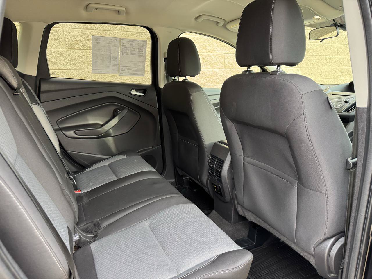 Used 2017 Ford Escape SE AWD/4WD image 20