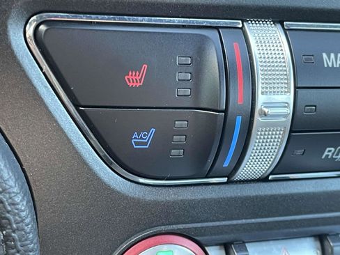 Used 2023 Ford Mustang Premium image 5