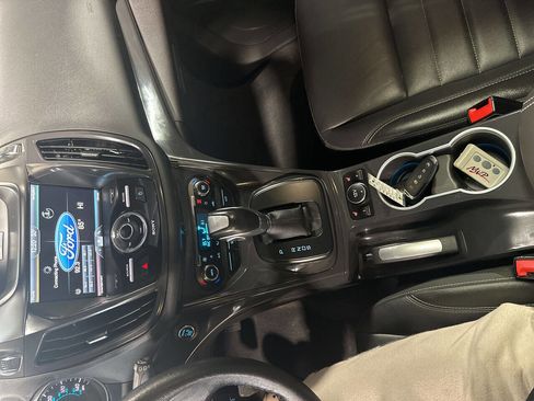 Used 2014 Ford Escape Titanium image 18