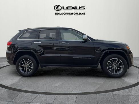 Used 2018 Jeep Grand Cherokee Limited w/ Trailer Tow Group IV image 8