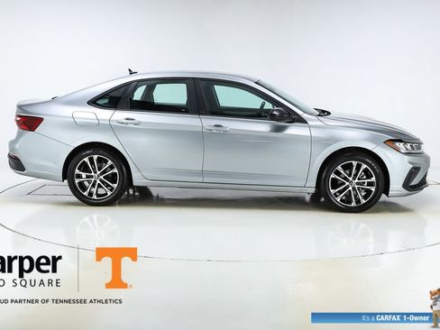 Used 2025 Volkswagen Jetta Sport FWD image 46