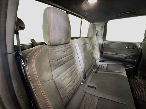 Used 2024 Nissan Frontier PRO-4X w/ Pro Convenience Package AWD/4WD image 28