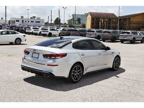 Used 2020 Kia Optima SE FWD image 7