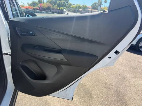 Used 2022 Chevrolet Bolt LT FWD image 28