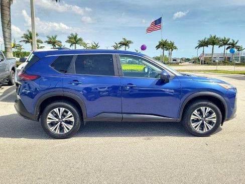 Certified 2023 Nissan Rogue SV AWD/4WD image 3