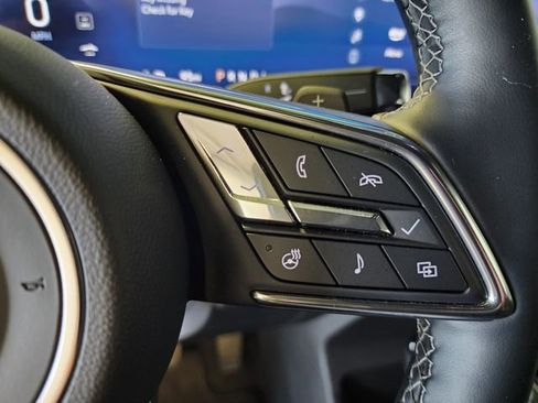 Certified 2025 Buick Enclave Preferred image 25