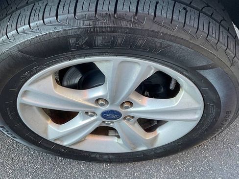 Used 2014 Ford Escape SE w/ Equipment Group 201A AWD/4WD image 6