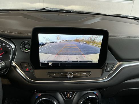 Used 2024 Chevrolet Blazer LT w/ Convenience Package image 10