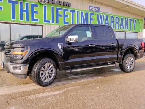 New 2026 Ford F150 XLT w/ Equipment Group 302A MID image 2