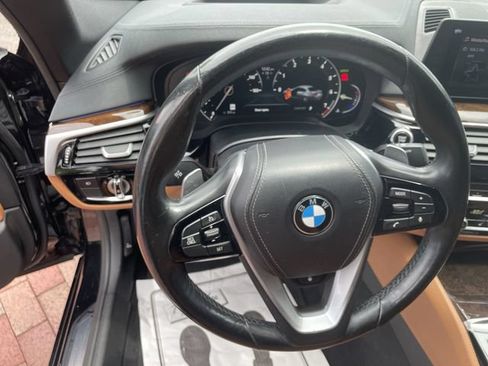 Used 2017 BMW 540i xDrive AWD/4WD image 11