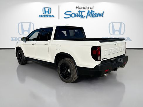 New 2026 Honda Ridgeline Black Edition image 5