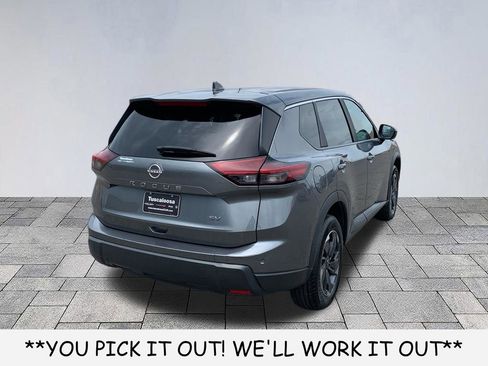 Used 2024 Nissan Rogue SV FWD image 7
