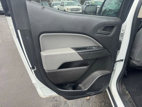 Used 2020 Chevrolet Colorado W/T w/ WT Convenience Package image 23