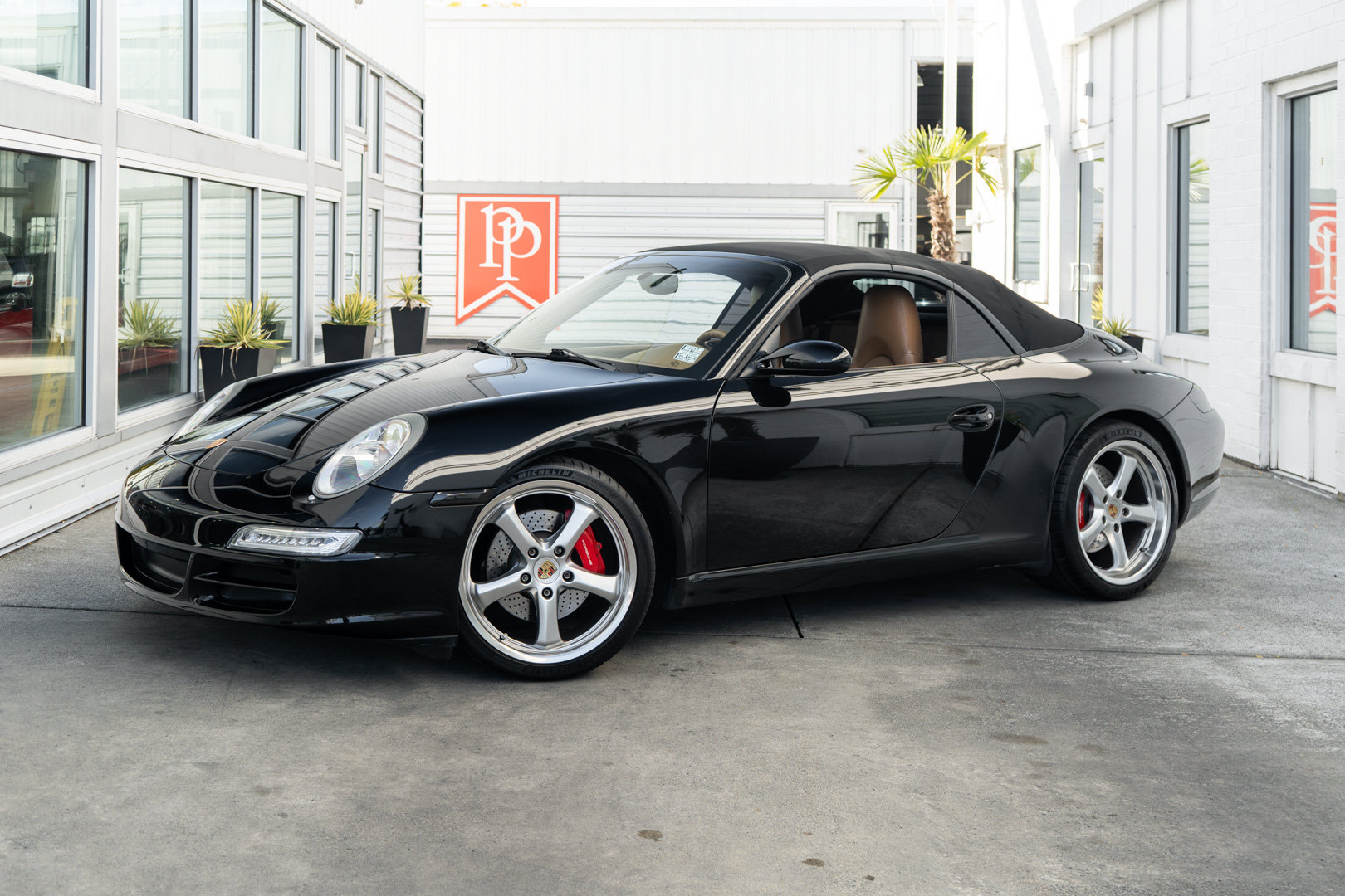 Used 2006 Porsche 911 Carrera S RWD image 9