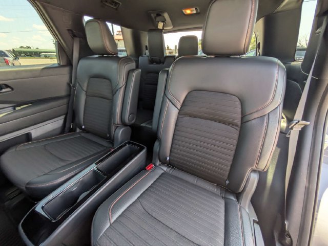 Used 2024 Nissan Pathfinder Rock Creek AWD/4WD image 14