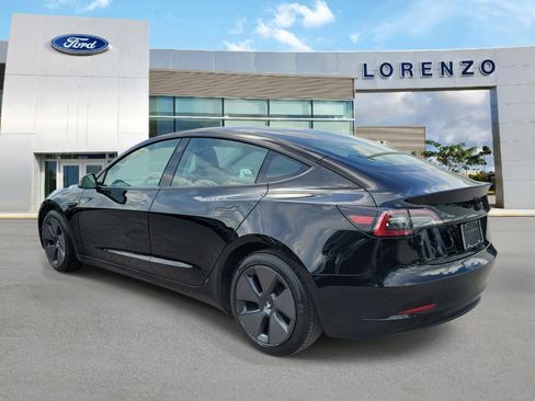 Used 2023 Tesla Model 3 Standard Range RWD image 3