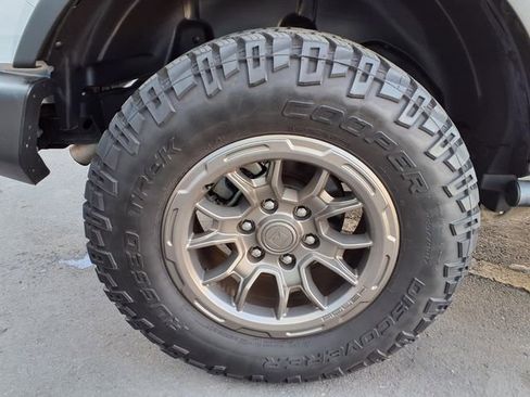 Certified 2023 Ford Bronco 4-Door image 18