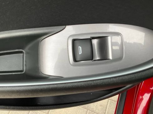 Used 2024 Chevrolet Malibu RS w/ LPO, Floor Liner Package FWD image 31