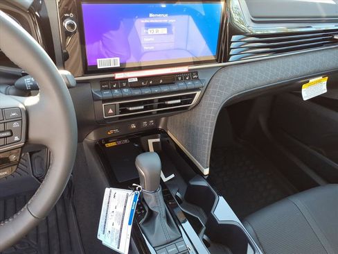 New 2026 Toyota Camry XLE AWD/4WD image 17