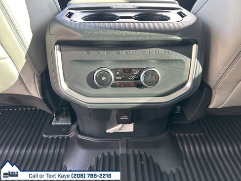 Used 2025 Ford Expedition Max Platinum w/ Driver's Package image 20