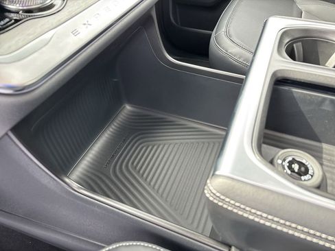 New 2026 Ford Expedition Max Platinum w/ Driver's Package image 35