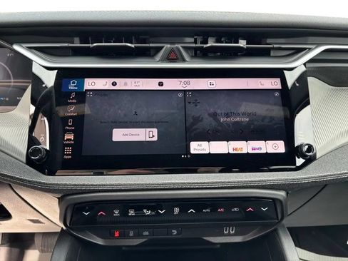 New 2026 Jeep Cherokee Laredo AWD/4WD image 16