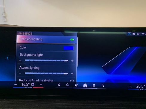 Used 2024 BMW X7 xDrive40i w/ Executive Package image 44