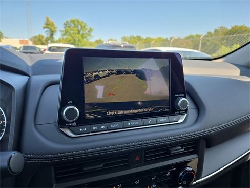 New 2026 Nissan Rogue S image 22