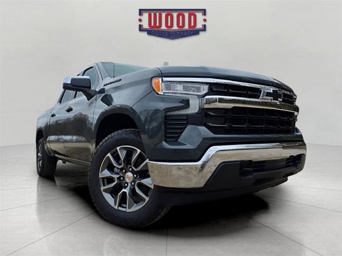 New 2026 Chevrolet Silverado 1500 LT w/ LPO, Dark Essentials Package image 4