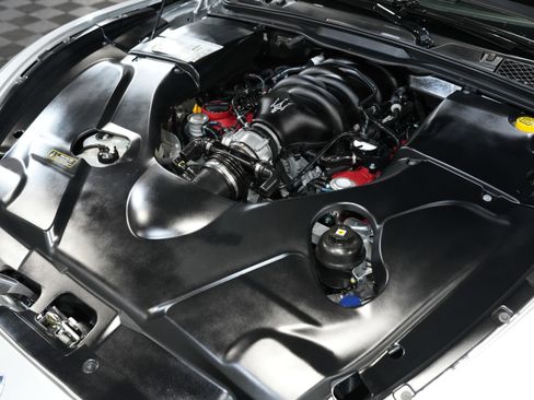 Used 2015 Maserati GranTurismo Sport image 49