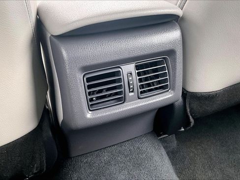 Used 2023 Toyota Camry SE w/ Audio Upgrade Package FWD image 33