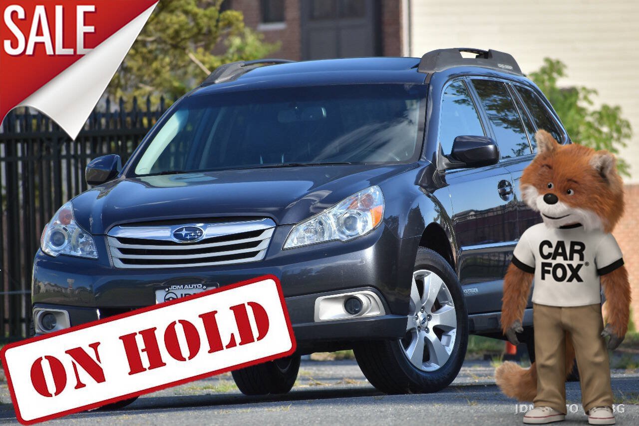 Used 2011 Subaru Outback 2.5i Limited AWD/4WD image 1
