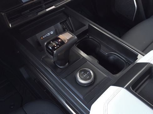 Used 2025 GMC Hummer EV 3X image 15