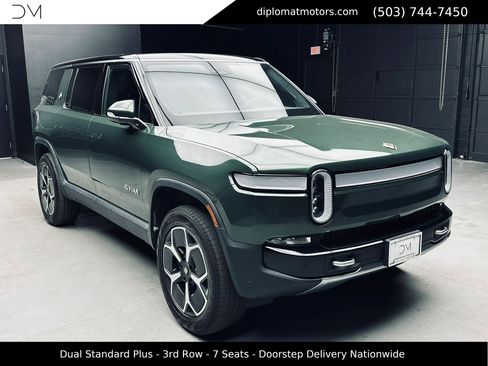 Used 2024 Rivian R1S Adventure AWD/4WD image 7