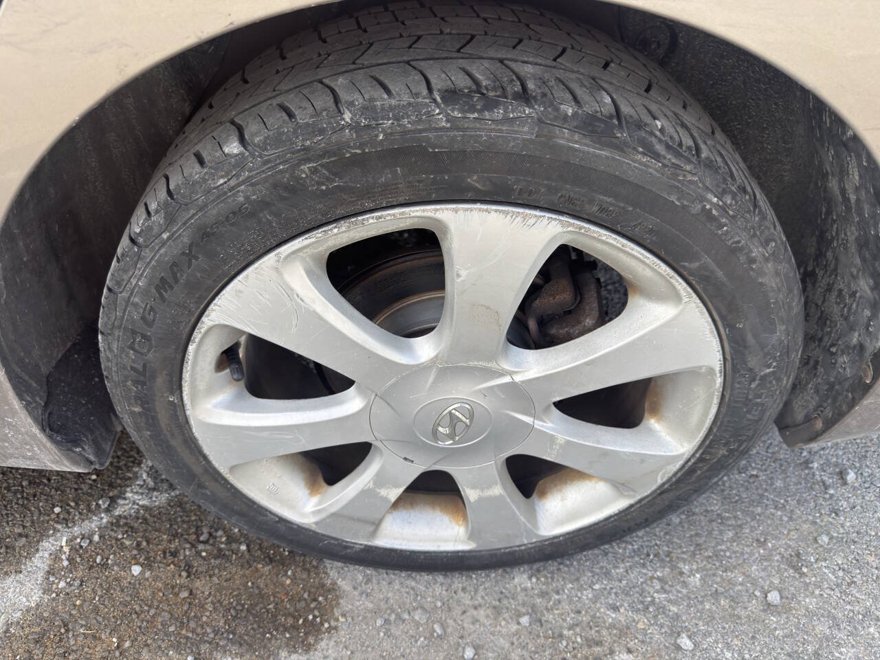 Used 2012 Hyundai Elantra Limited FWD image 3