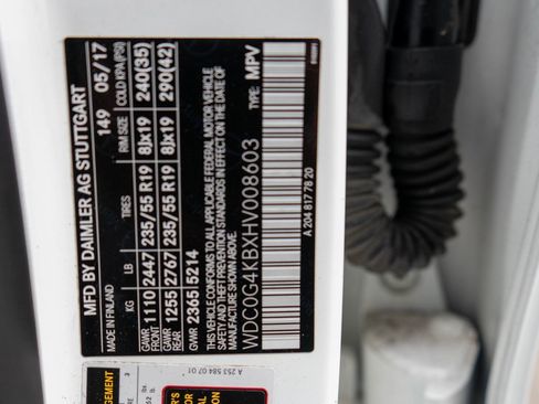 Used 2017 Mercedes-Benz GLC 300 4MATIC image 39