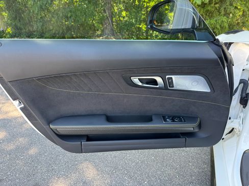 Used 2020 Mercedes-Benz AMG GT R image 41