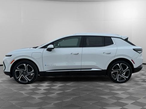 New 2026 Chevrolet Equinox EV LT image 6
