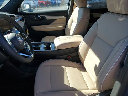 New 2026 Buick Enclave Preferred w/ Power Package image 25