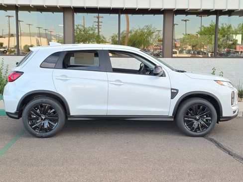 New 2026 Mitsubishi Outlander Sport LE AWD/4WD image 9
