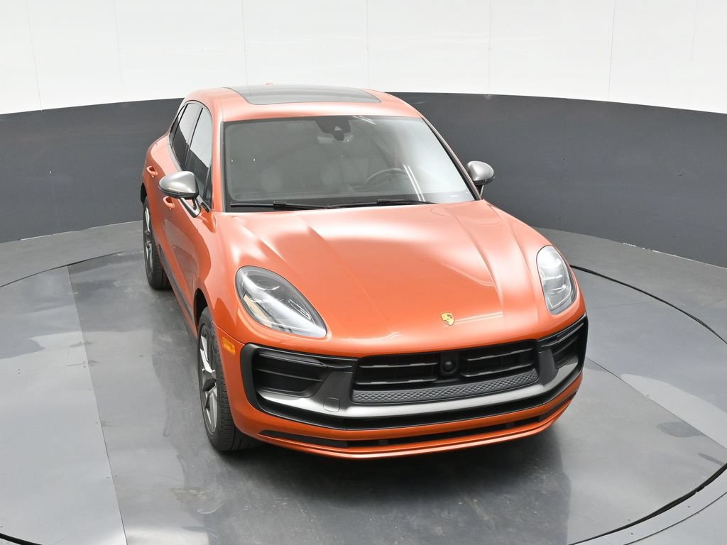 Certified 2024 Porsche Macan Turbo AWD/4WD image 18