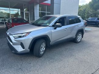 Used 2023 Toyota RAV4 LE AWD/4WD video 1