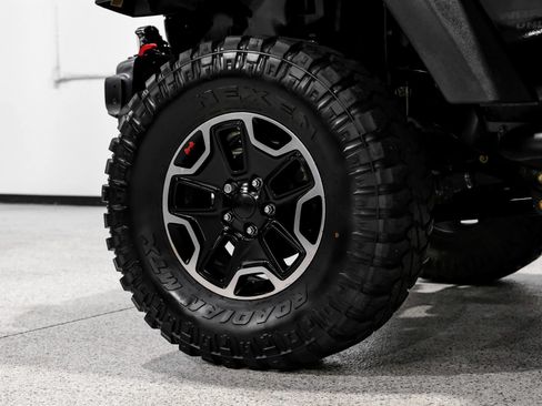 Used 2016 Jeep Wrangler Unlimited Rubicon AWD/4WD image 59