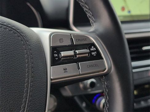 Used 2022 Kia Telluride SX w/ SX Prestige Package image 21