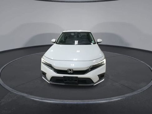 Used 2023 Honda Civic LX image 3