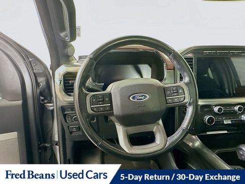 Used 2022 Ford F150 Lariat image 13