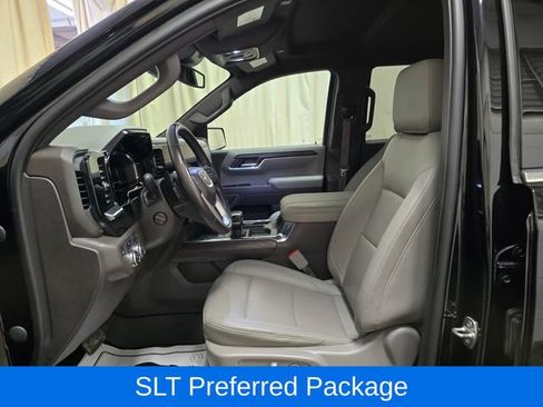 Used 2023 GMC Sierra 1500 SLT w/ SLT Premium Package AWD/4WD image 14